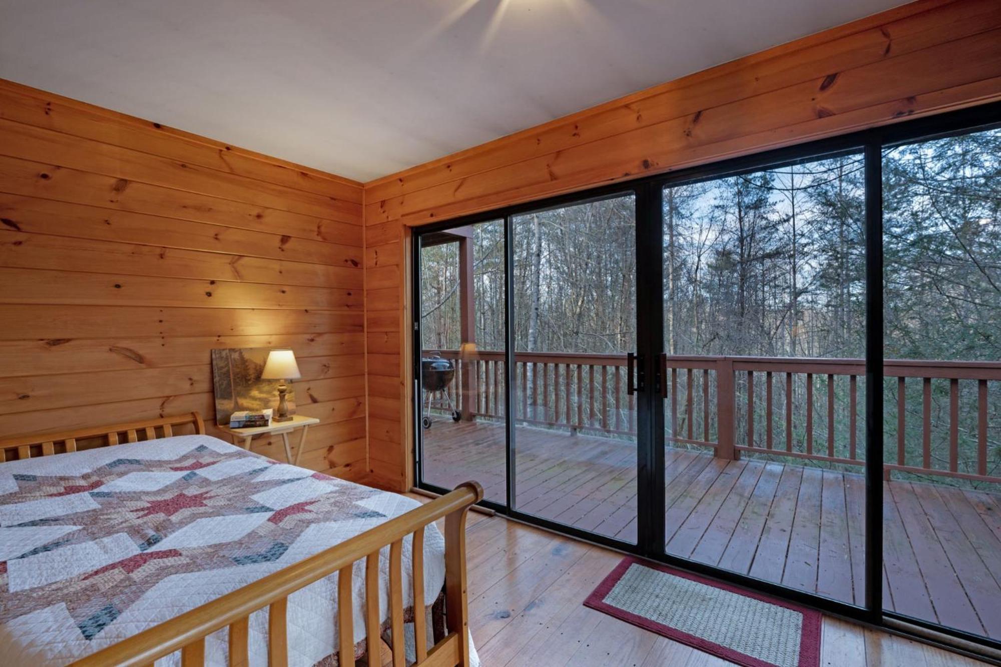 Peaceful Living Minutes From Blue Ridge Hot Tub Pool Table Villa Kültér fotó